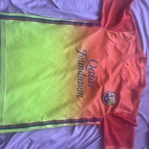 FC Barcelona Jersey. Vintage Authentic soccer jersey. Number 5. Used.